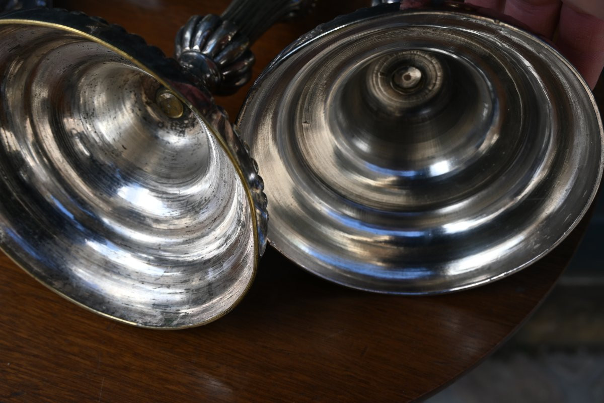 Suite de quatre bougeoirs en métal argenté  Louis XVI-photo-2