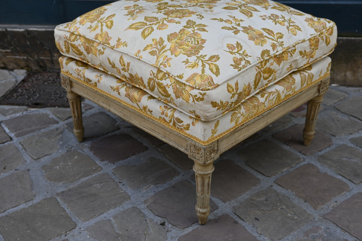 Grand tabouret rectangulaires estampillé de Sené  d époque Louis XVI