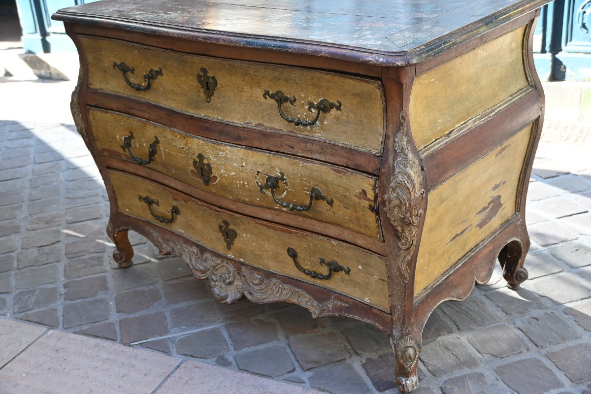 Beautiful Louis XV, Provence XVIII Period Painted Commode En Tombeau.-photo-4