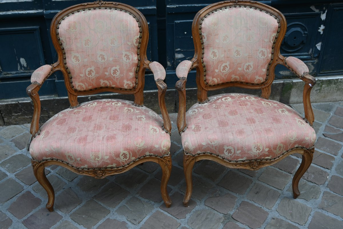 Paire de cabriolets d époque Louis XV du XVIII-photo-2
