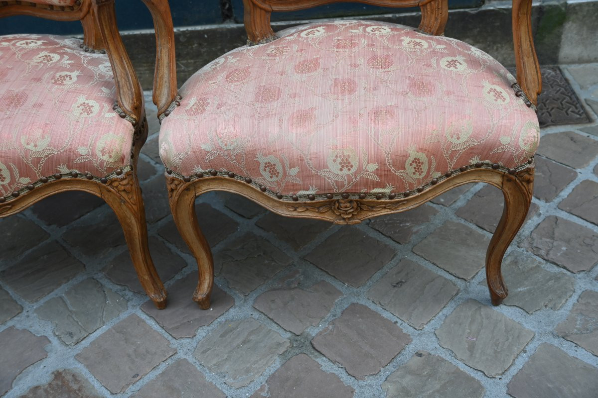 Paire de cabriolets d époque Louis XV du XVIII-photo-5