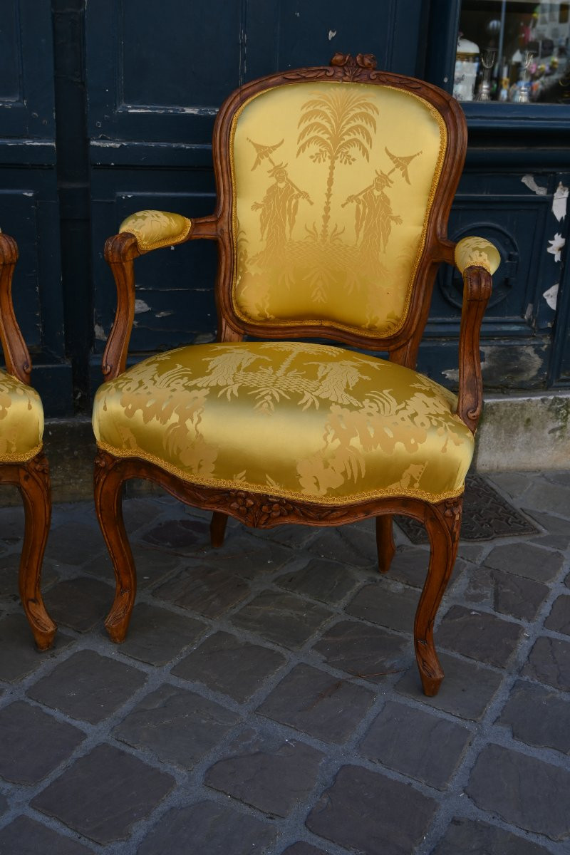 Pair Of Louis XV XVIII Period Cabriolets-photo-4