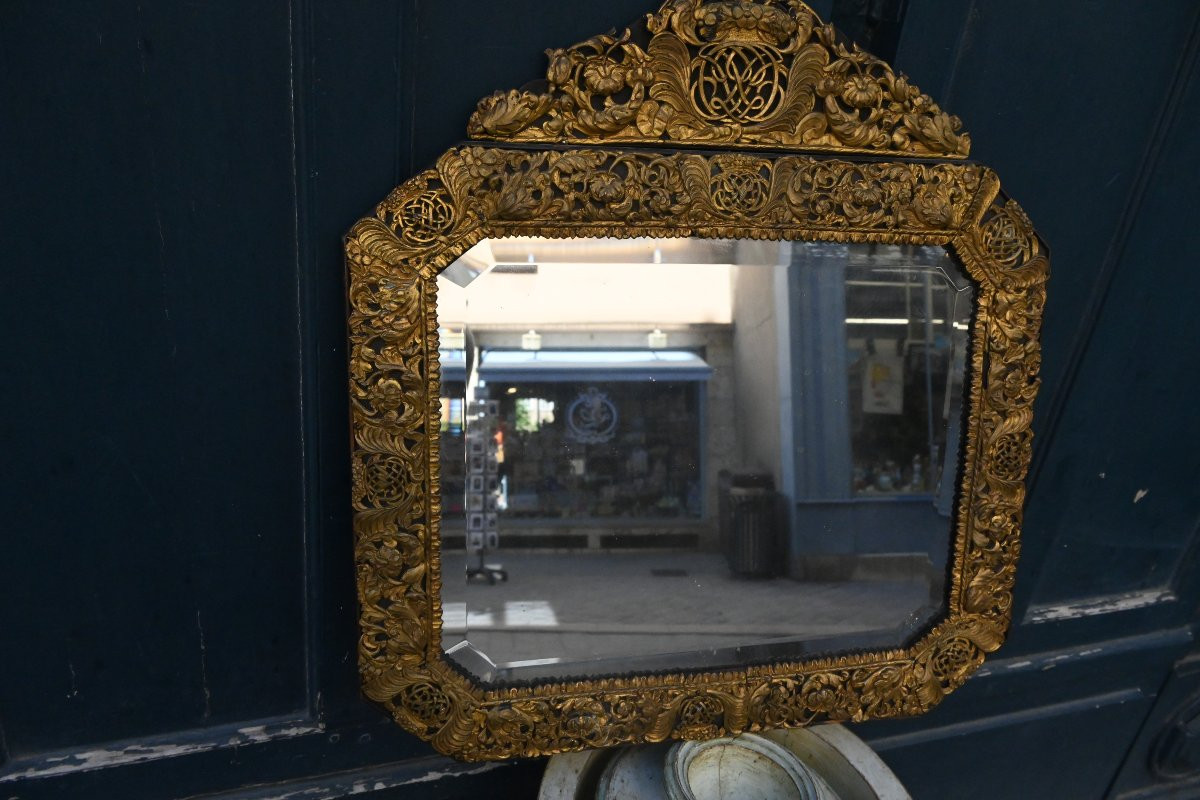 Miroir en laiton repoussé  Louis XIV-photo-4