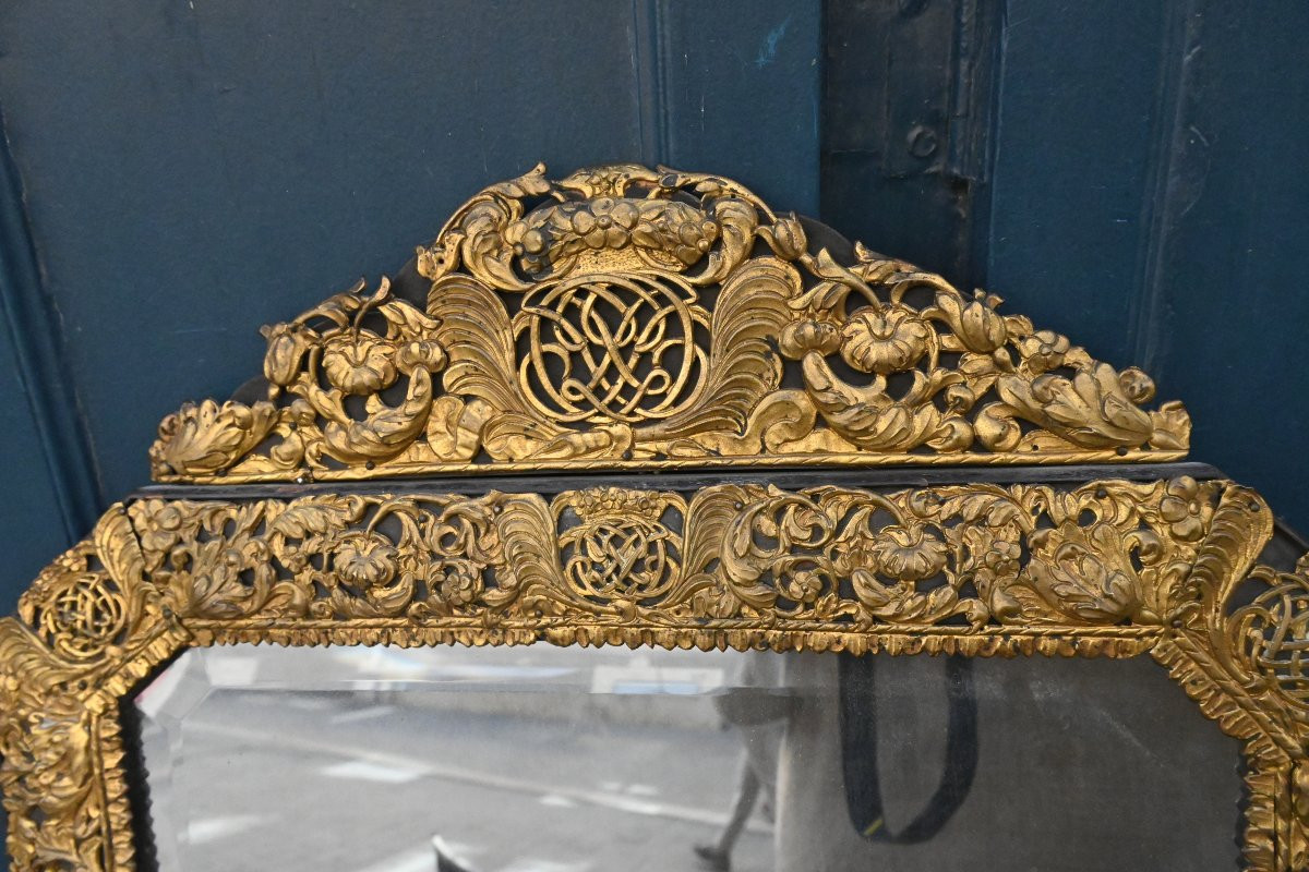 Miroir en laiton repoussé  Louis XIV-photo-1