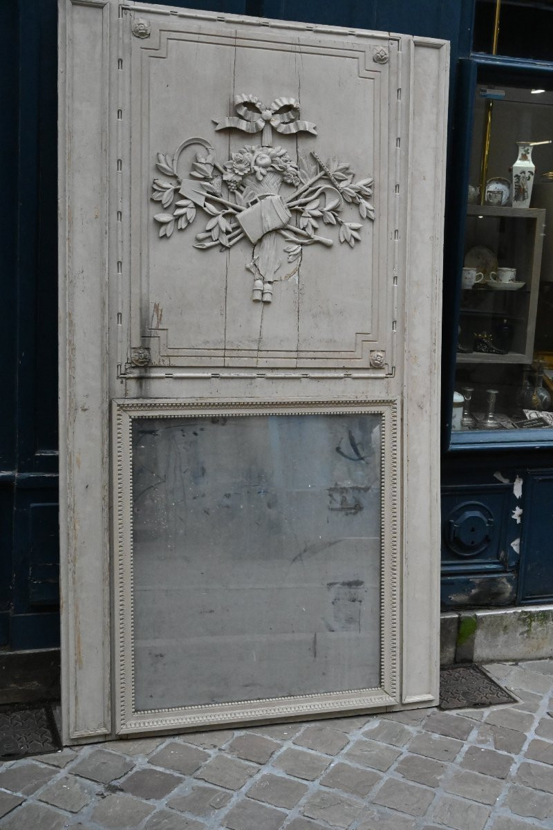 Large Louis XVI Period Lacquered Trumeau Decorated With Attributes , XVIII-photo-3