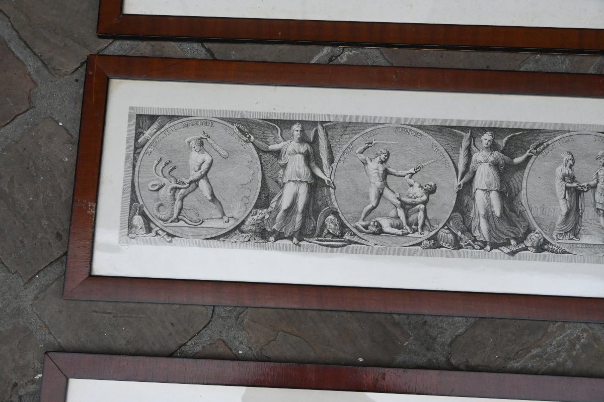 Napoléon Et Ses Victoires d'Après l'Antique , Suite De Trois Gravures XIX-photo-3