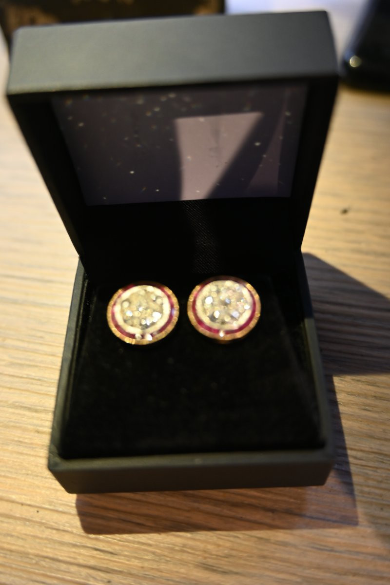 Paire de clous d oreille diamants et rubis-photo-3