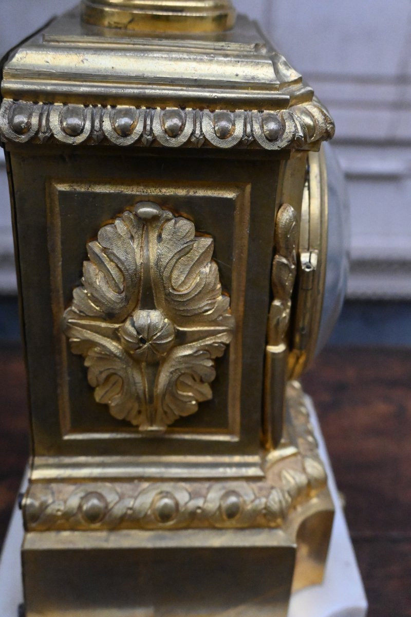 Pendule d époque Louis XVI à la fleur de lys signé de Barancourt -photo-3
