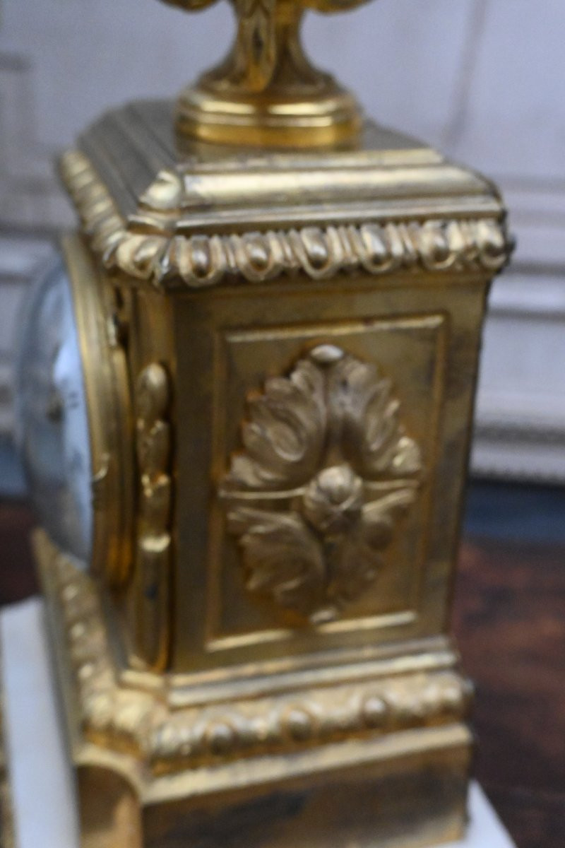 Pendule d époque Louis XVI à la fleur de lys signé de Barancourt -photo-4