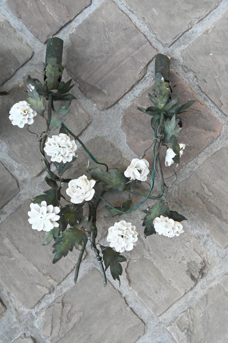 Paire d appliques fleurs et tôle dans le gout du XVIII-photo-3