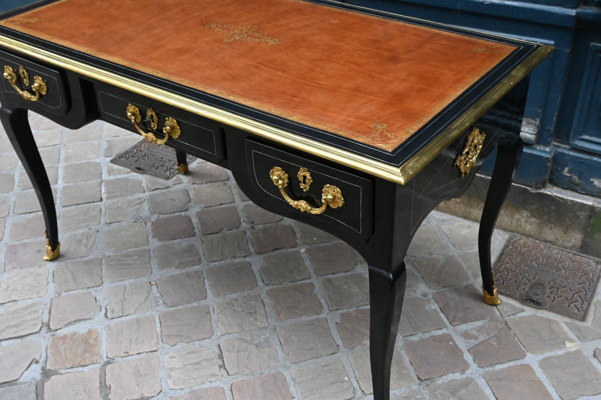 Bureau plat en bois noirçi d époque Regence  XVIII-photo-4