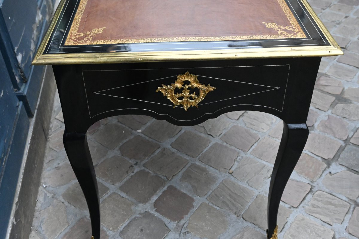 Bureau plat en bois noirçi d époque Regence  XVIII-photo-5