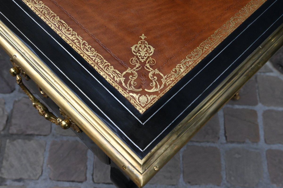 Bureau plat en bois noirçi d époque Regence  XVIII-photo-6