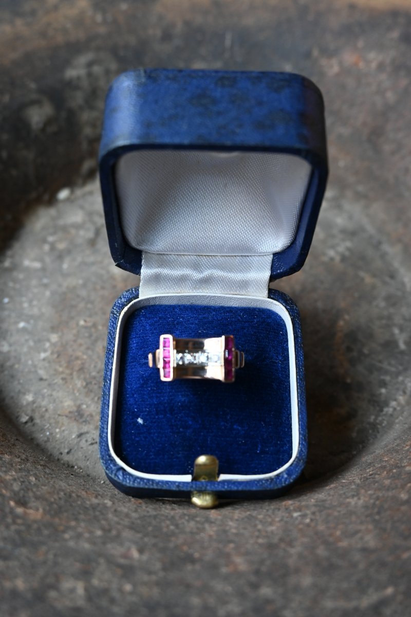 Gold And Diamond Tank Ring-photo-2