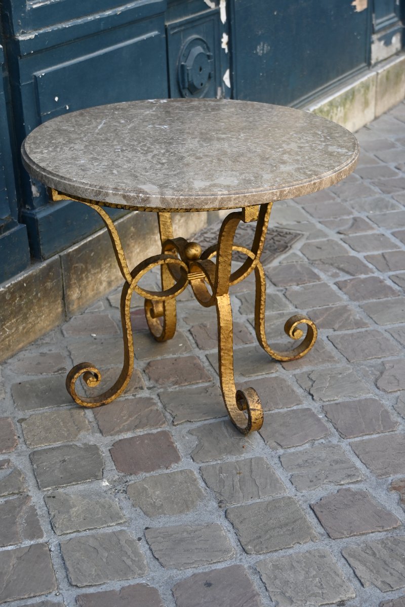 Table basse , fer forgé doré , dessus de marbre  vers 1940- 50  Maison Ramsay-photo-4