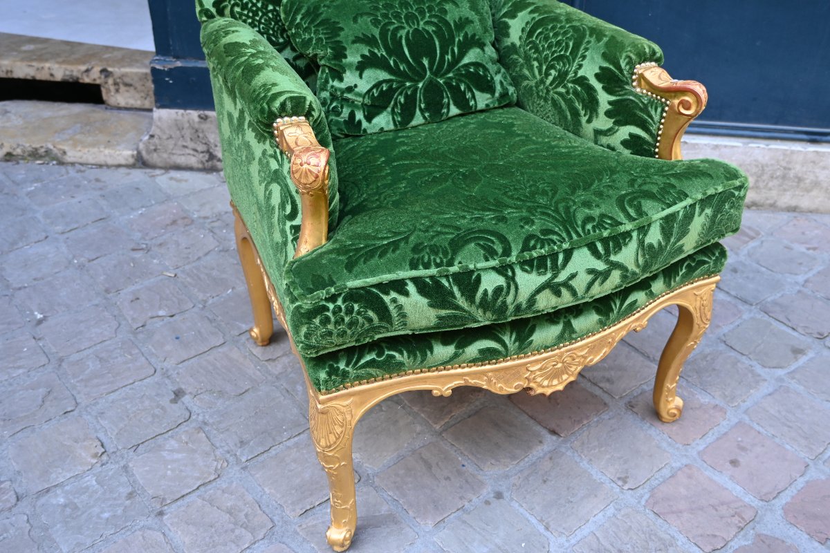 Large bergère en bois doré et velour vert de style Regence -photo-2