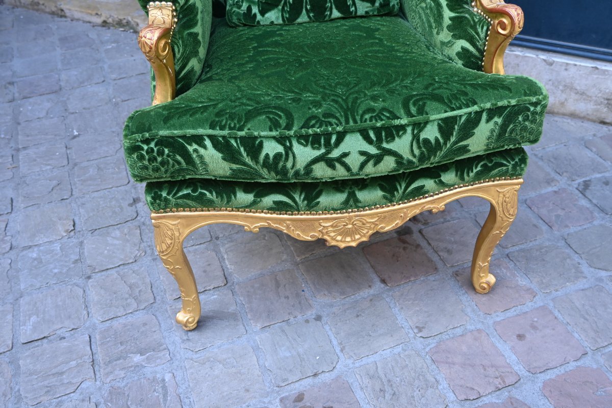 Large bergère en bois doré et velour vert de style Regence -photo-8