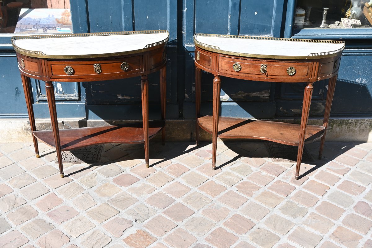 Pair Of Louis XVI Mahogany Console Tables-photo-4