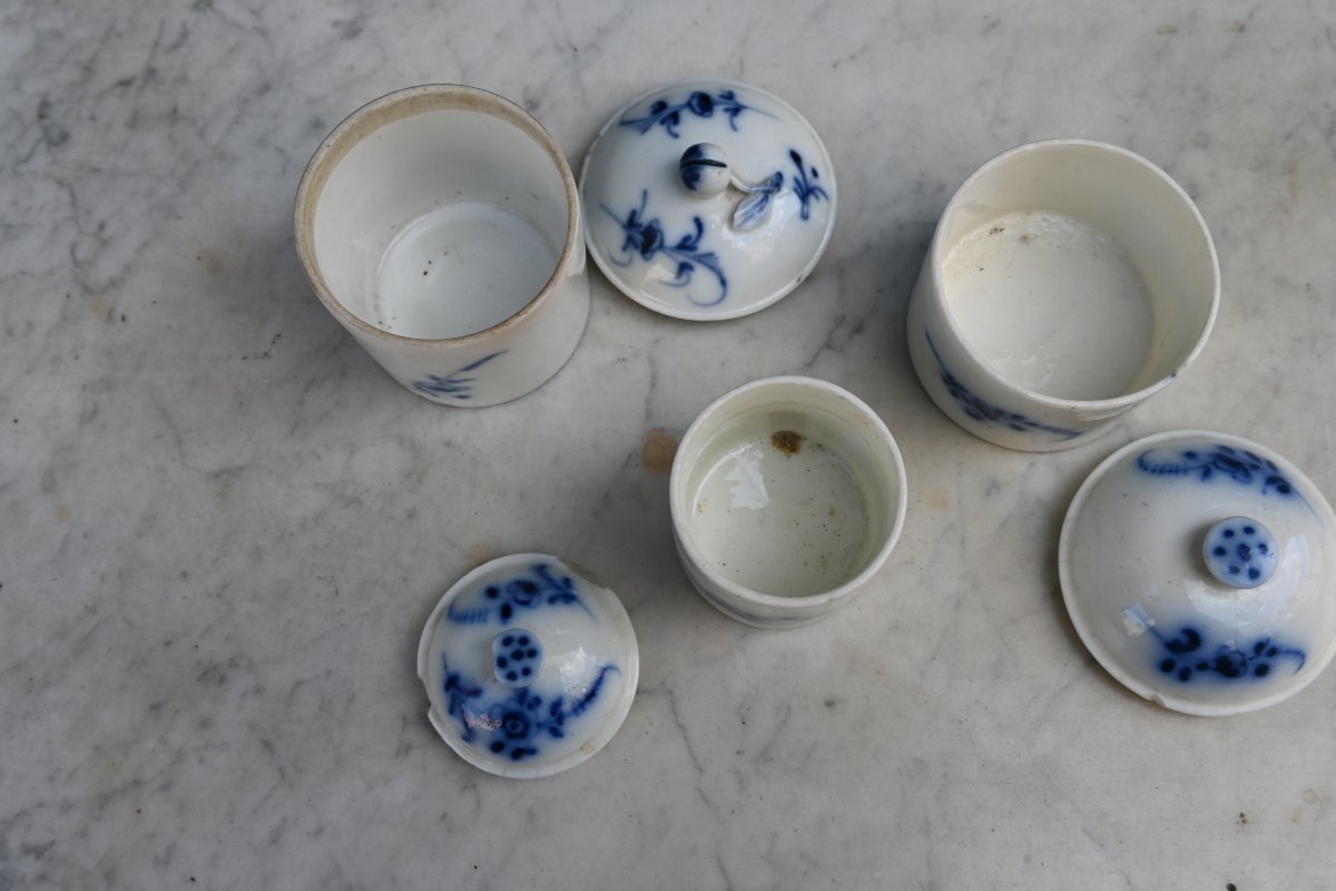 Three 18th-century Porcelain Powder Jars By Locré And Mennecy-photo-3