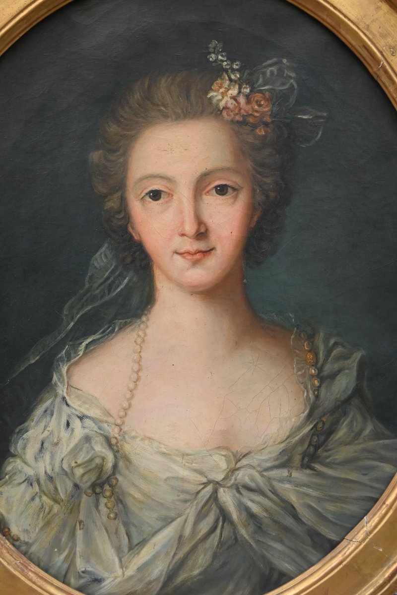 Portrait de madame des Moulins , école française XVIII