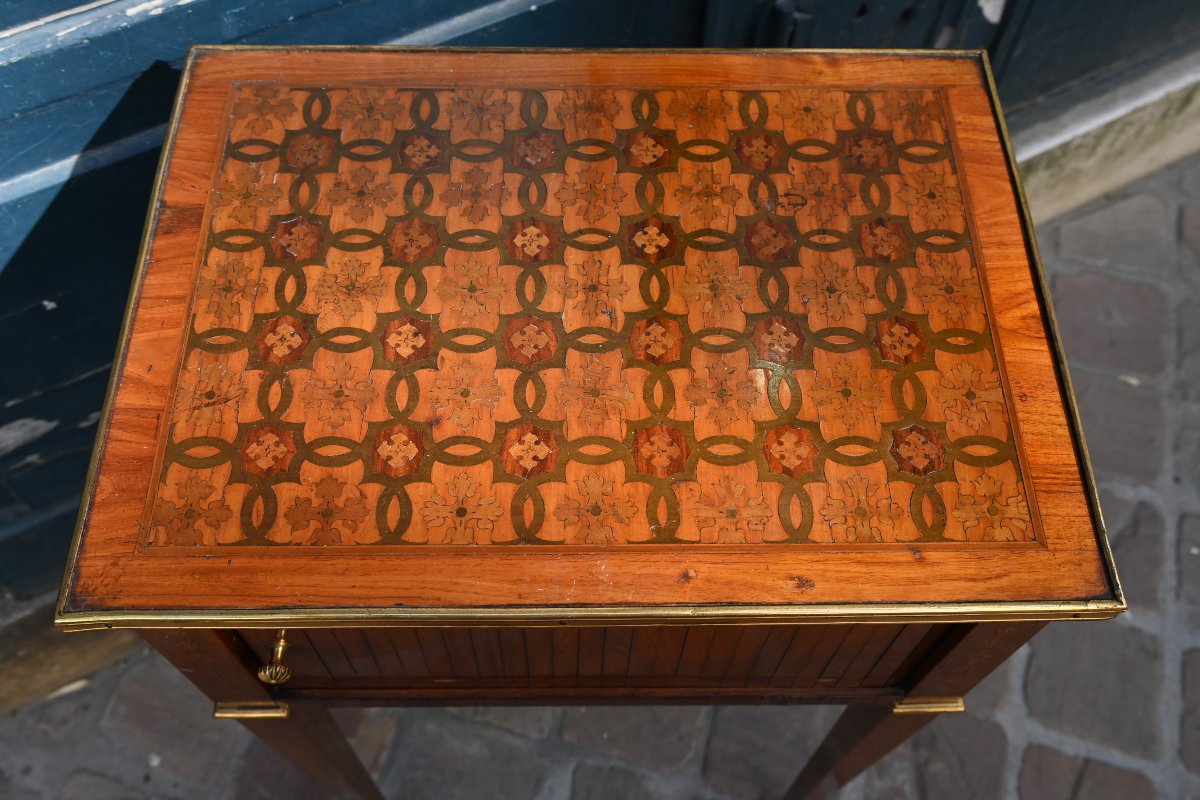 Louis XVI-period Marquetry Coffee Table, Attributed To Dester, Late 18th Century -photo-4