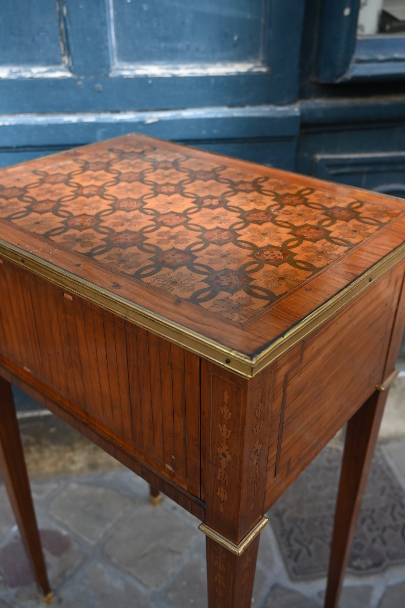 Louis XVI-period Marquetry Coffee Table, Attributed To Dester, Late 18th Century -photo-2