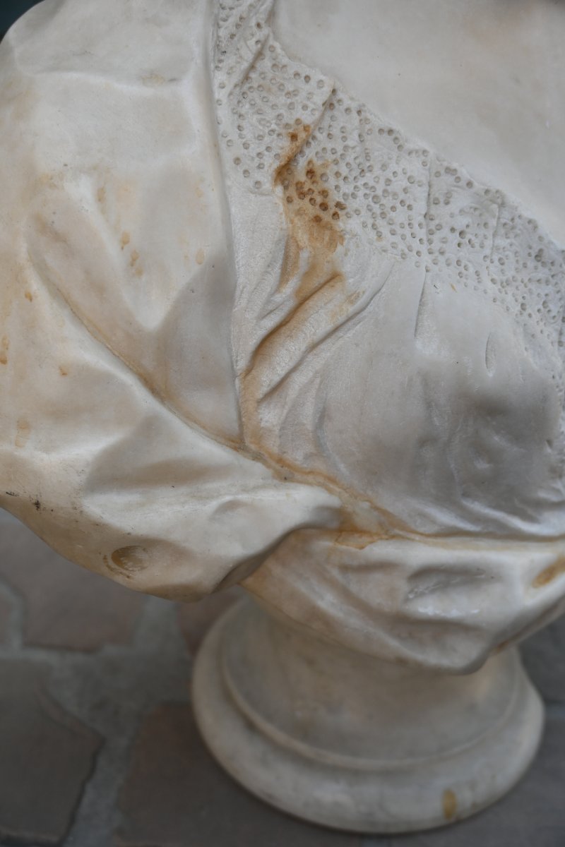 Buste  XVIII en marbre blanc représentant Cérès  -photo-2