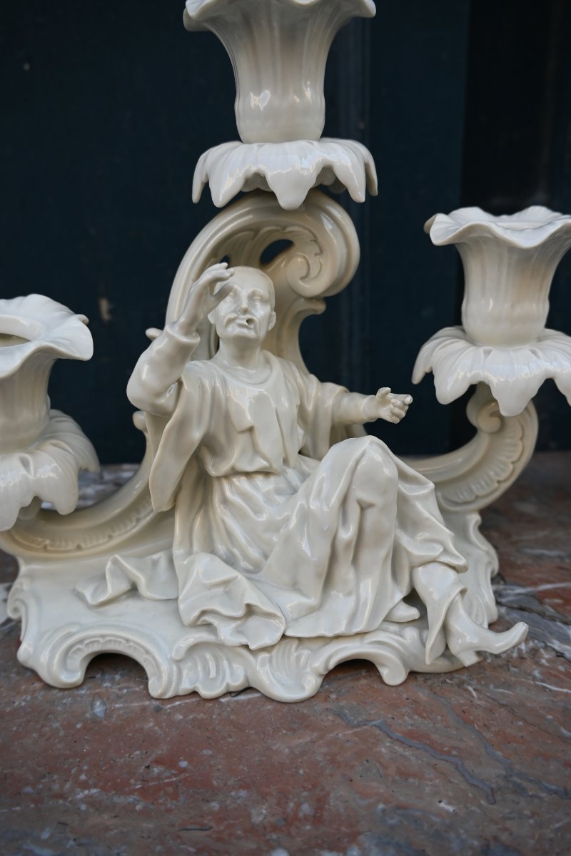 Paire de bougeoirs aux Chinois , style XVIII porcelaine allemande-photo-4