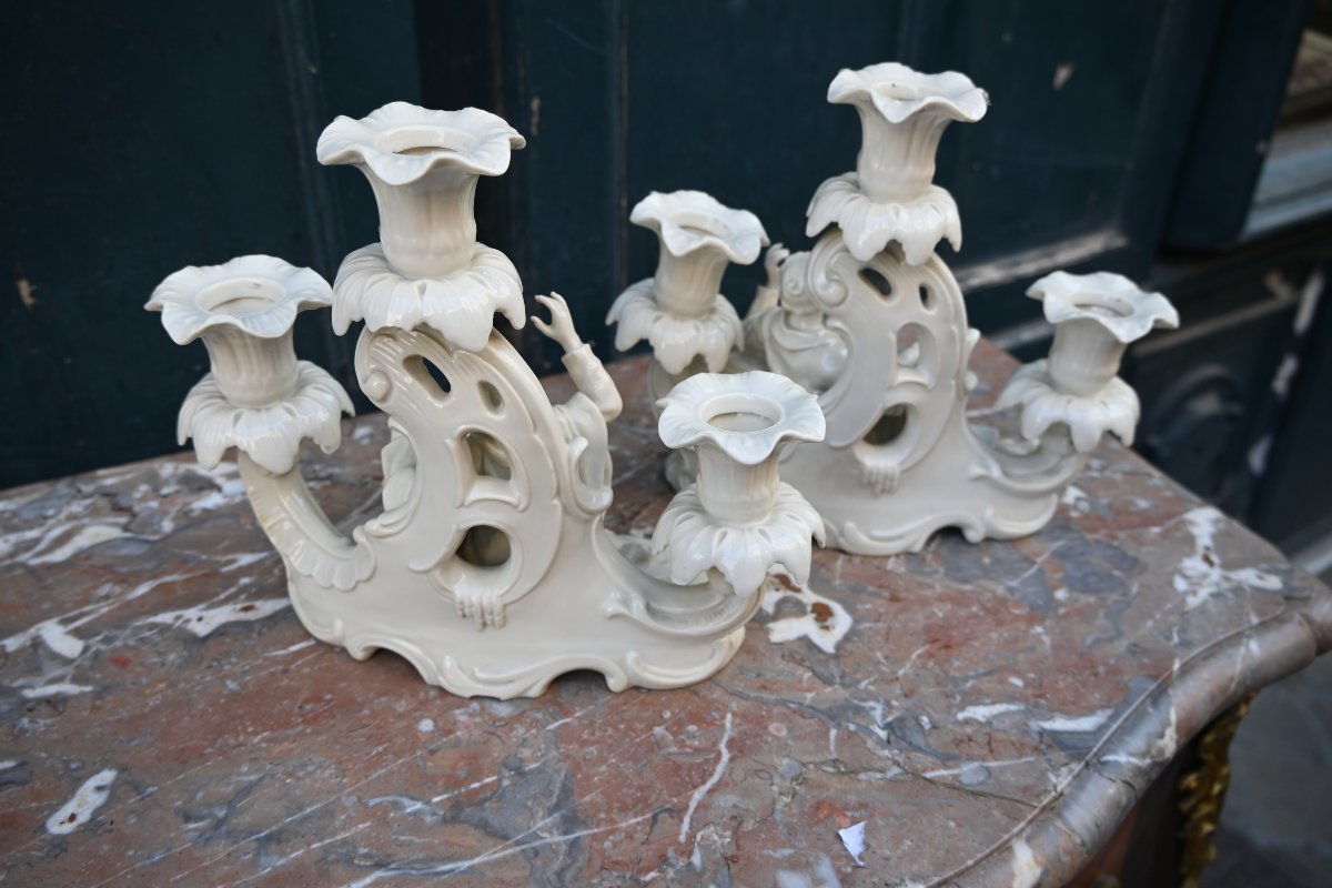 Paire de bougeoirs aux Chinois , style XVIII porcelaine allemande-photo-4