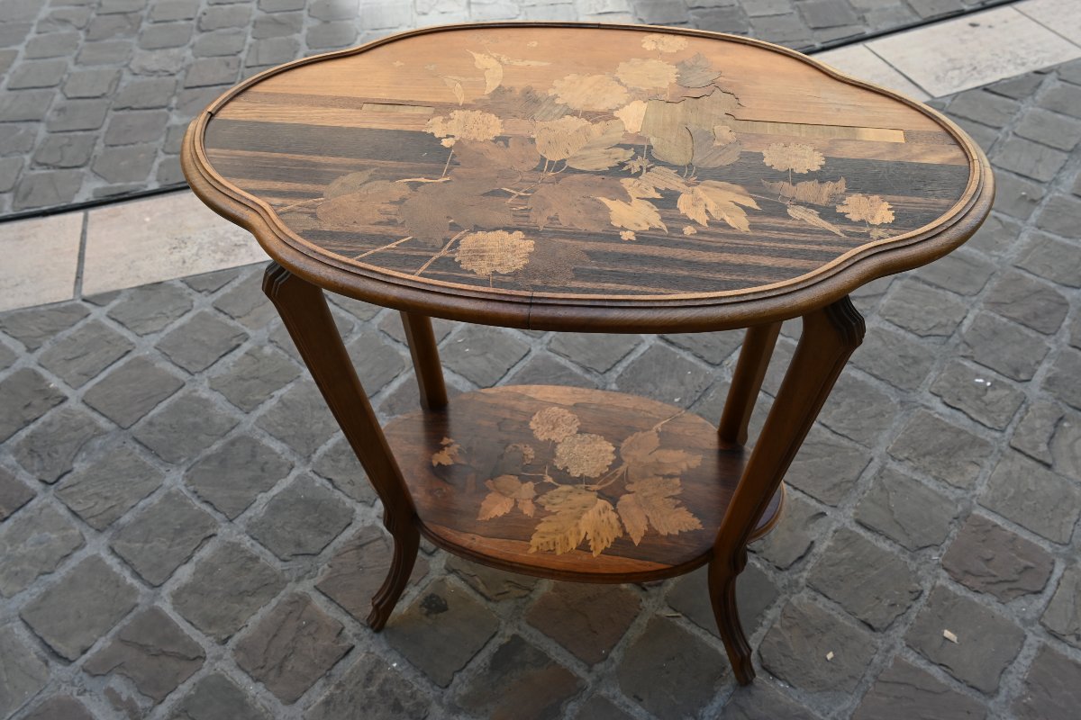 Gallé , table à thé modèle  "Viorne boule de neige et papillons"-photo-2