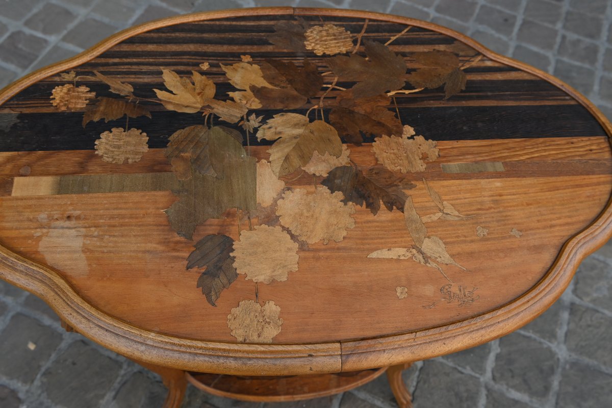 Gallé , table à thé modèle  "Viorne boule de neige et papillons"-photo-3
