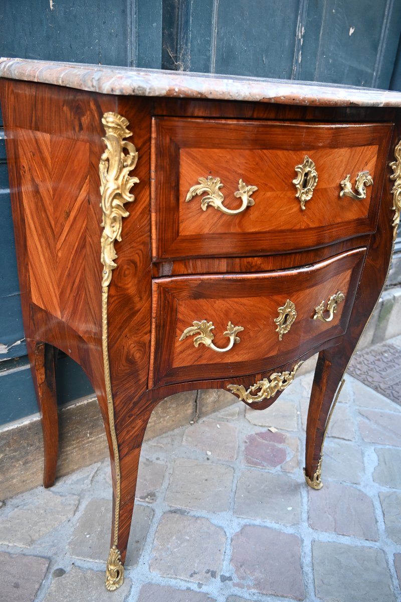 Petite commode d entre deux en placage d époque Louis XV du XVIII-photo-2