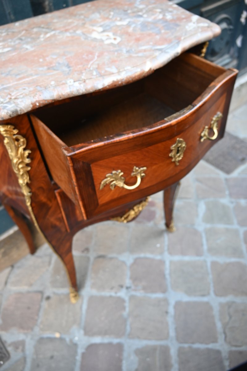 Petite commode d entre deux en placage d époque Louis XV du XVIII-photo-5