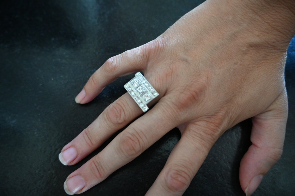 Importante et élégante bague  tank en platine et diamants vers 1930- 1940-photo-2