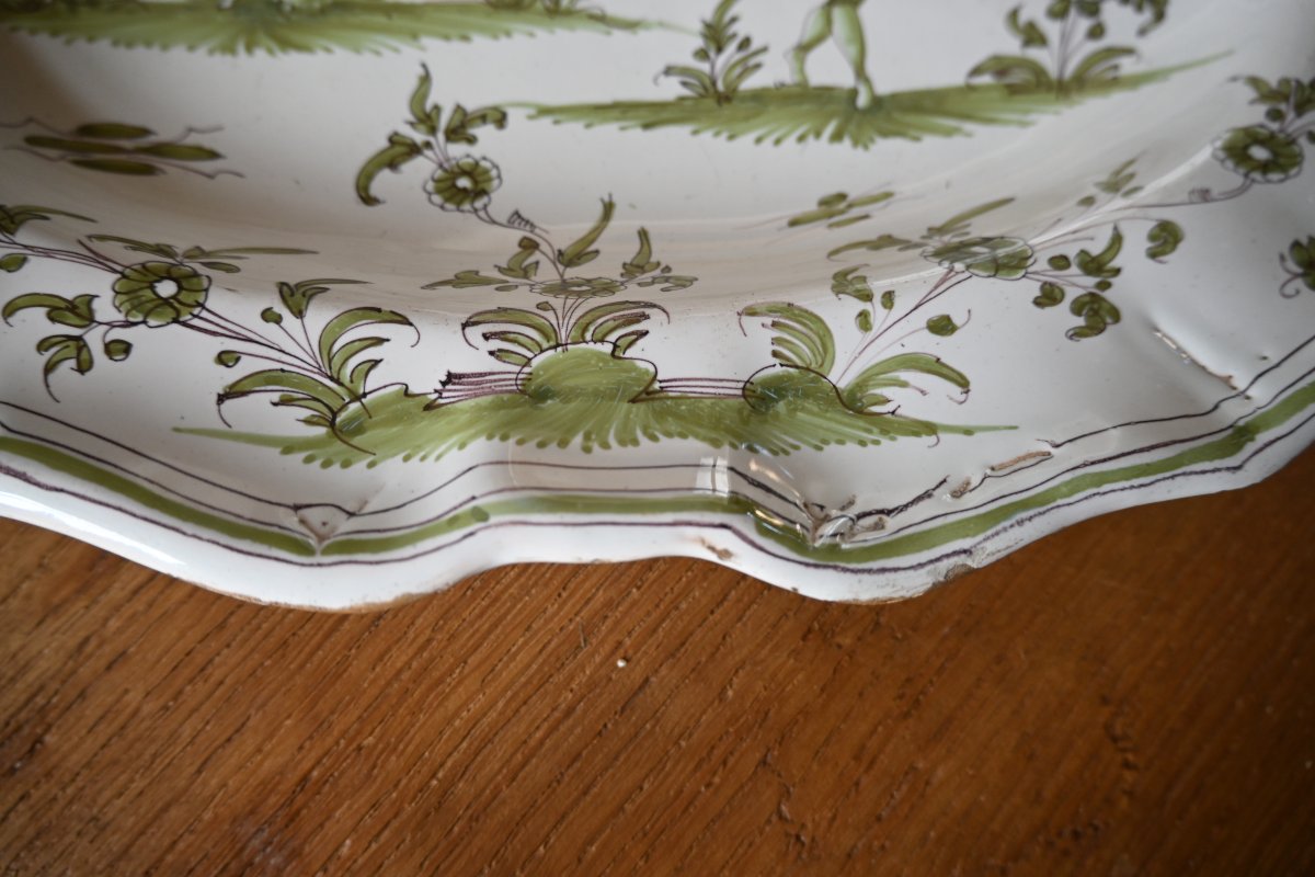 18th-century Green Moustiers Dish-photo-1