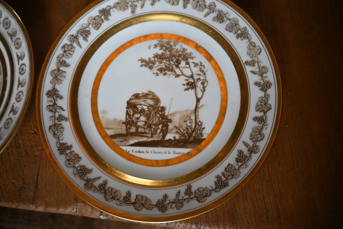 Rare ensemble de 11 assiettes en porcelaine de Locré avec Stone et Coquerel du début XIX-photo-2
