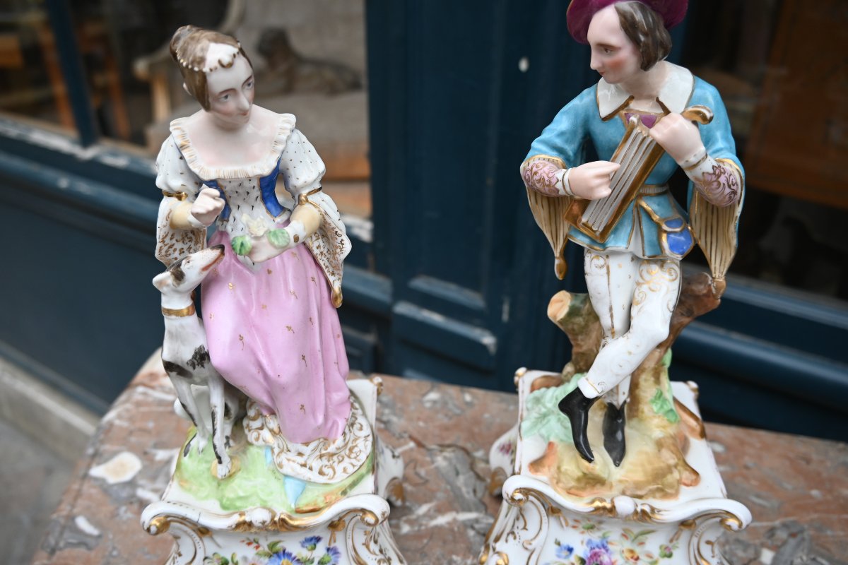 Paire de porte plume couple  deTroubadours en porcelaine Jacob Petit  XIX vers 1840-photo-7