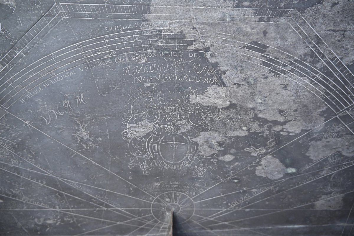 Large Slate Sundial From The Louis XIV Period, By Thierry De Maissieres-photo-3