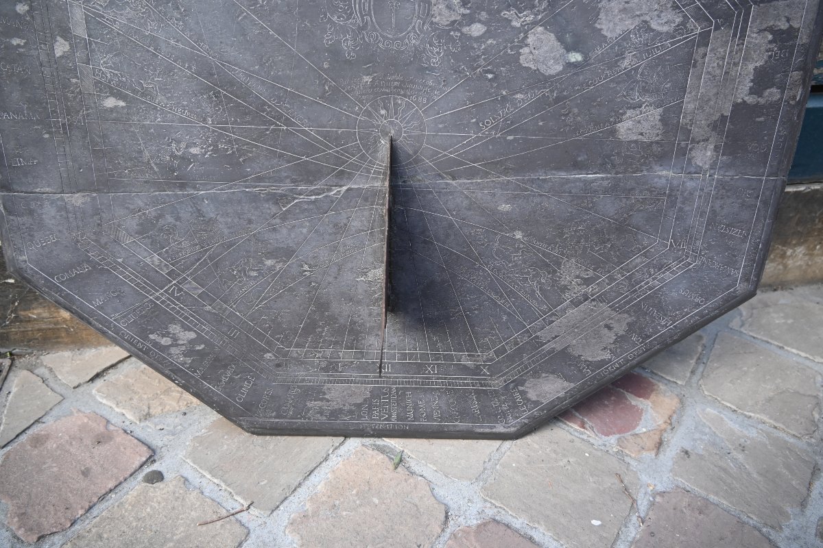 Large Slate Sundial From The Louis XIV Period, By Thierry De Maissieres-photo-1