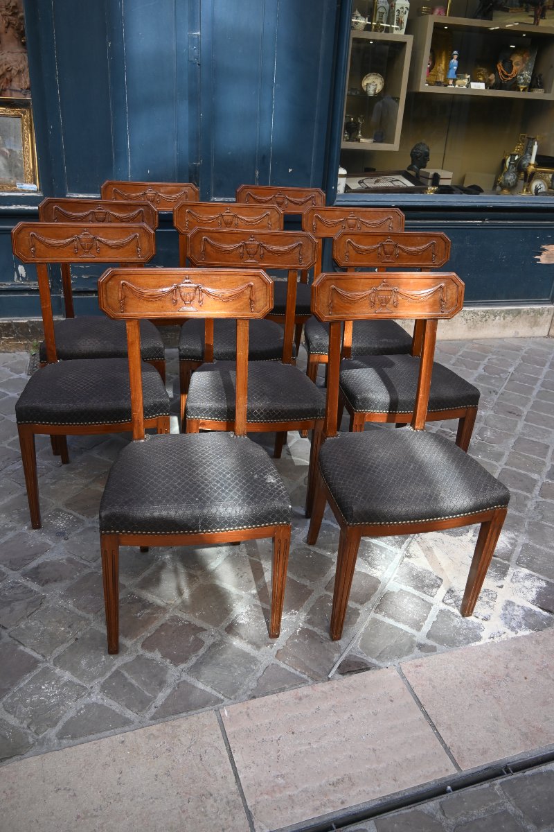 Elégante serie de 10 chaises à bandeau en acajou XIX-photo-2