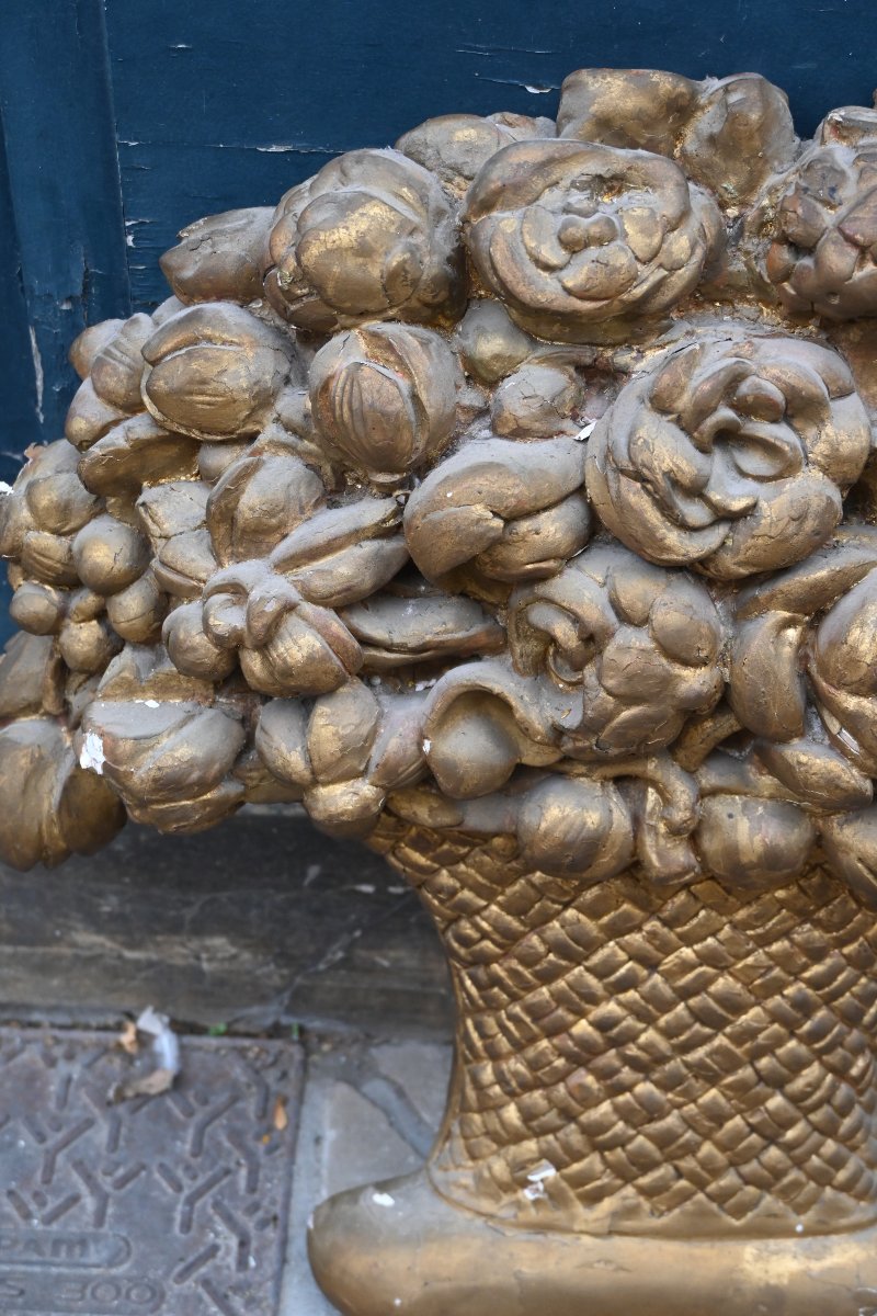 Paire de grands bouquets et paniers en bois sculpté et doré d époque Directoire fin XVIII-photo-5