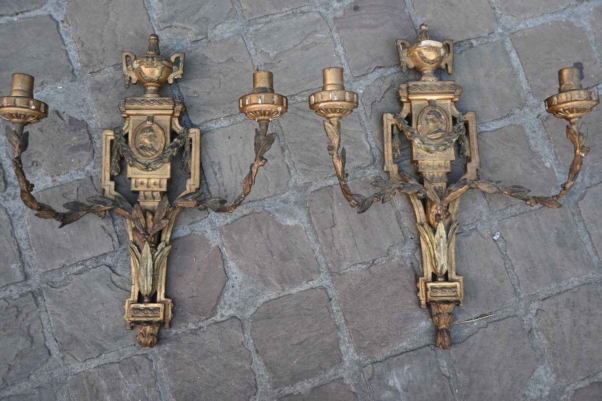 Belle paire d appliques en bois sculpté et doré d epoque Directoire fin XVIII -photo-4