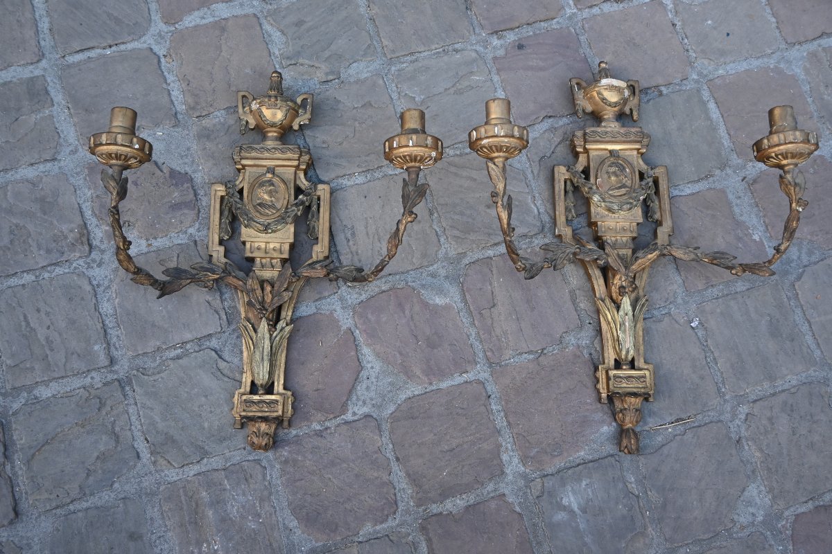 Belle paire d appliques en bois sculpté et doré d epoque Directoire fin XVIII -photo-4