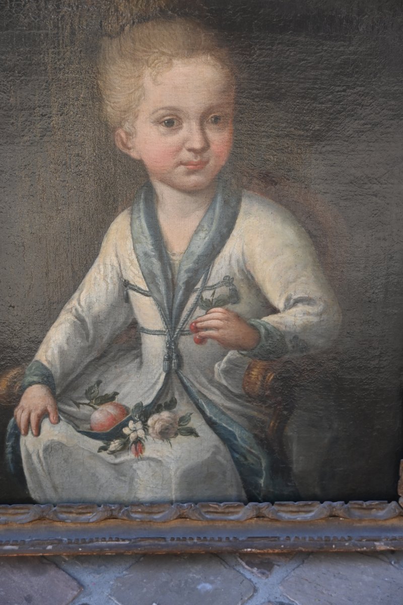 Charming 18th-century Portrait In The Provençal Or Italian Style Of A Young Girl With Fruit -photo-2