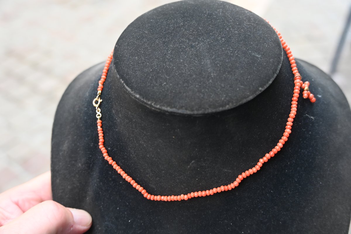 Charming Coral Necklace With A Cross, 19th-century Craftsmanship-photo-3