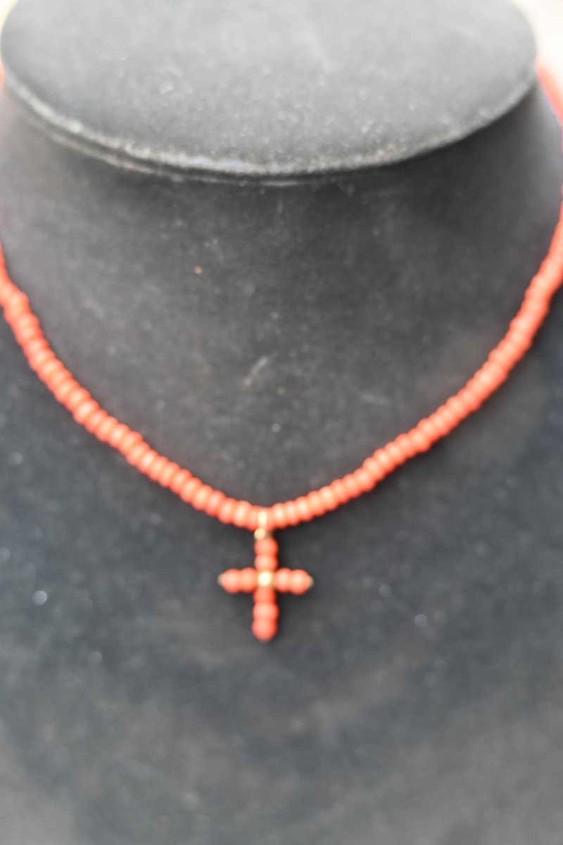 Charming Coral Necklace With A Cross, 19th-century Craftsmanship-photo-4