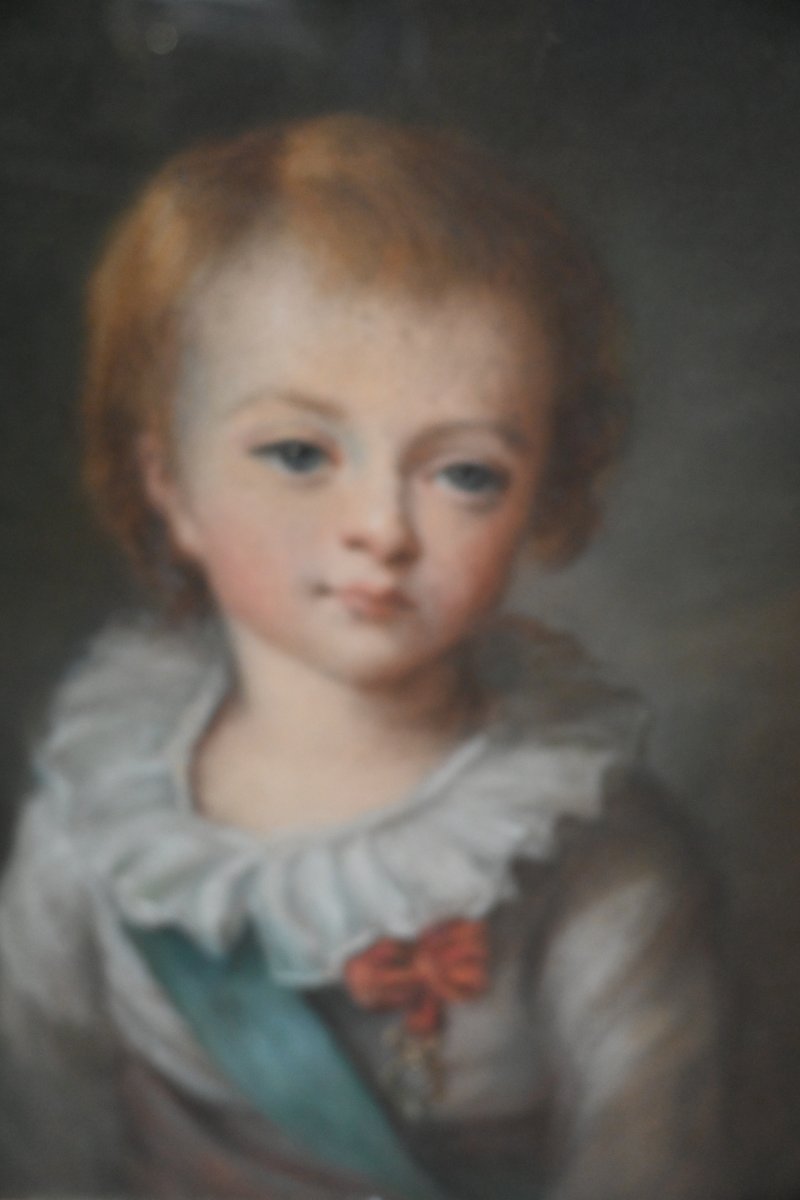 Rare pastel  XVIII, de Louis Joseph de France , dauphin de France , suiveur de Vigée Lebrun-photo-3