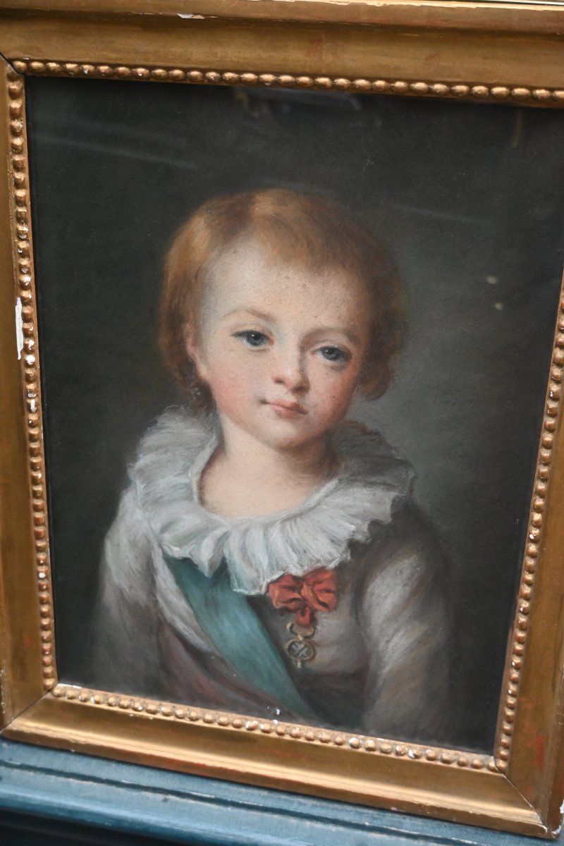 Rare pastel  XVIII, de Louis Joseph de France , dauphin de France , suiveur de Vigée Lebrun