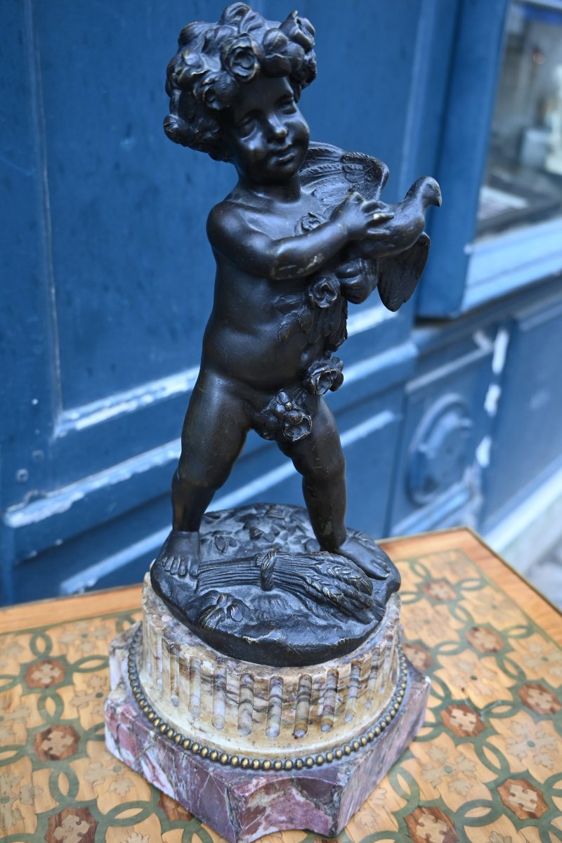 Clodion, amour à la colombe , sculpture enbronze et marbre   de style Louis XVI-photo-2