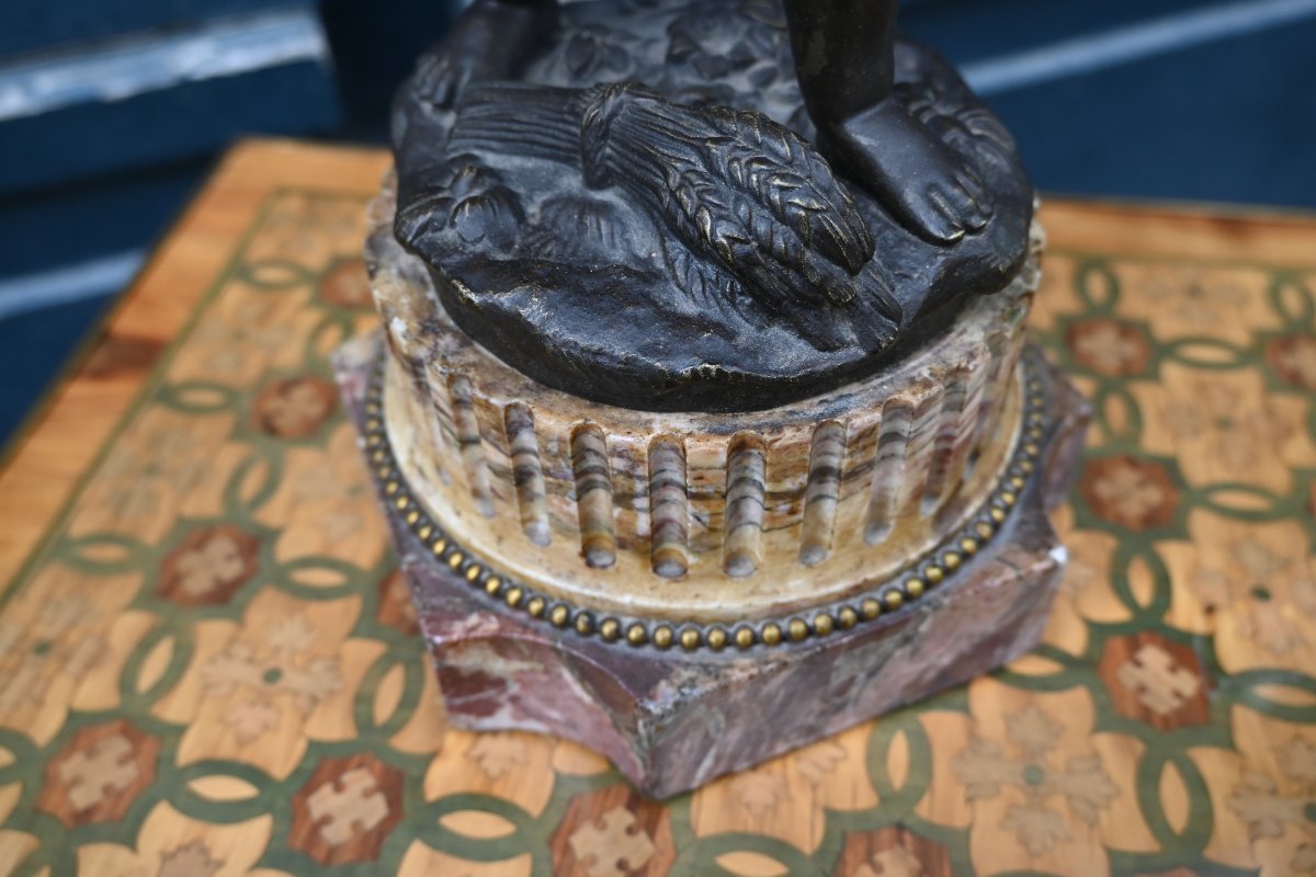 Clodion, amour à la colombe , sculpture enbronze et marbre   de style Louis XVI-photo-3
